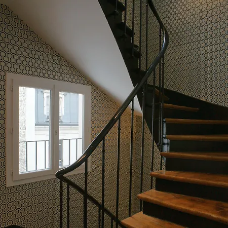 George - Astotel Hotel Parigi