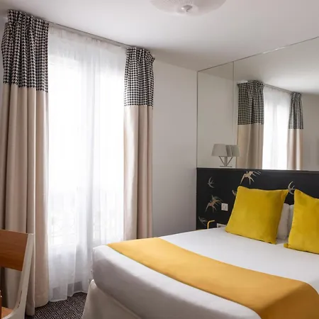 George - Astotel Hotel