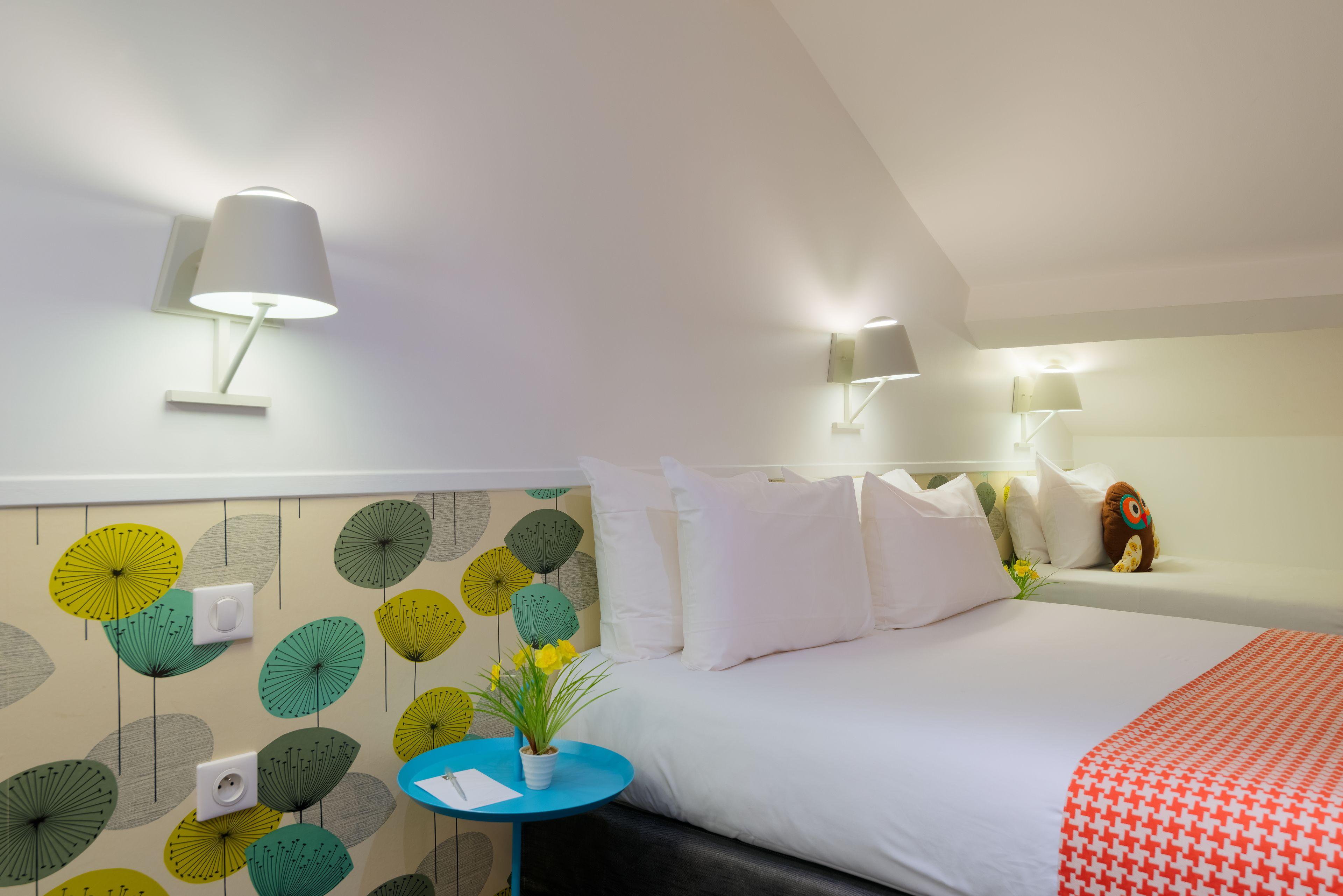 George - Astotel Hotel