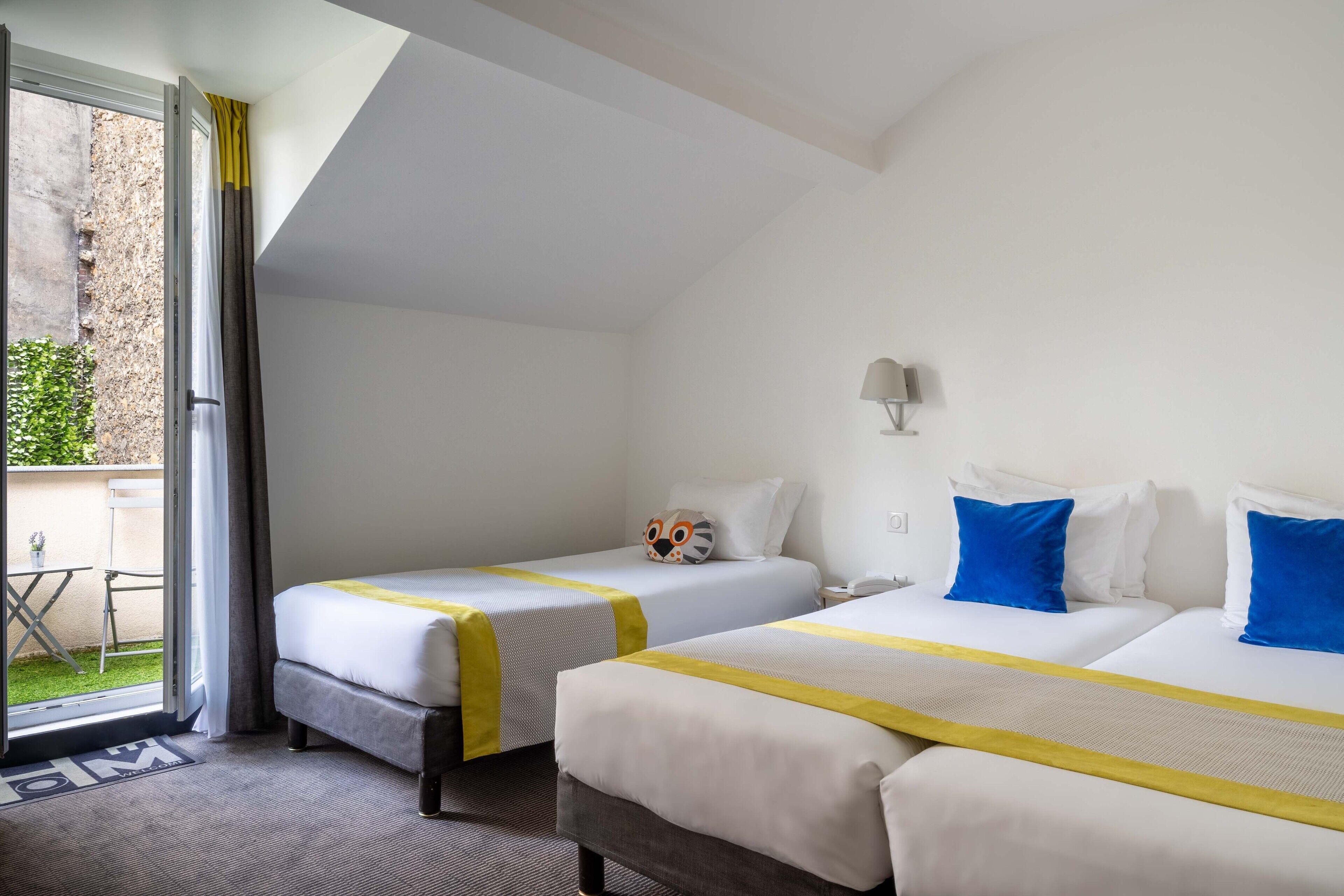 George - Astotel Hotel