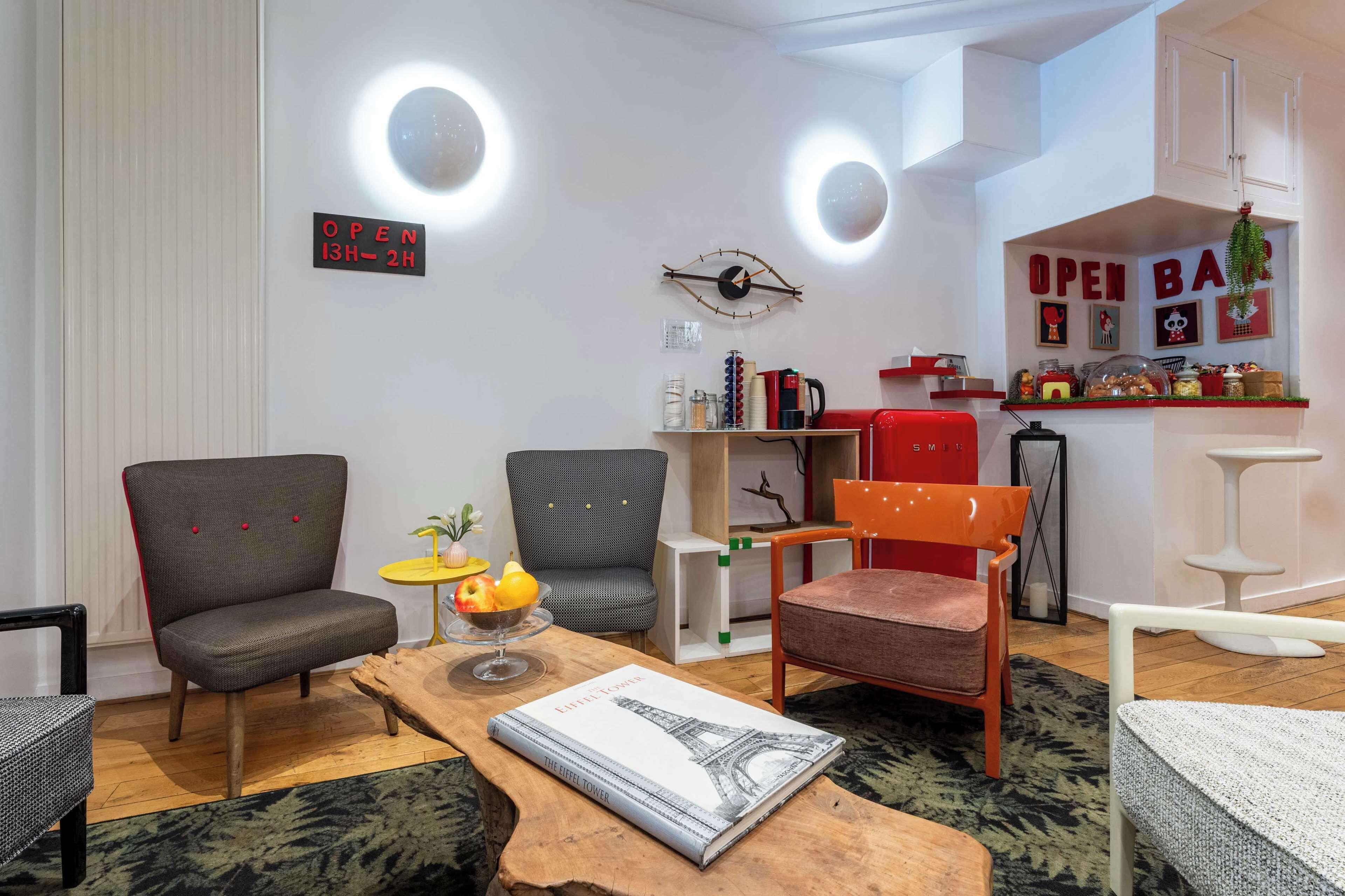 George - Astotel Paris